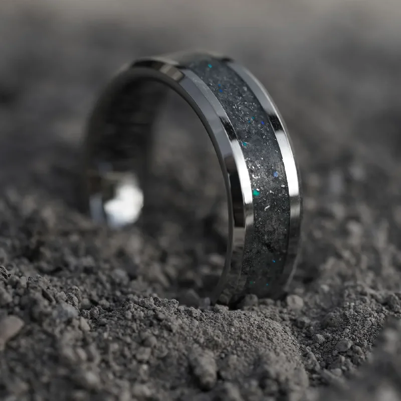 Glowstone Cremation Ring with Ashes