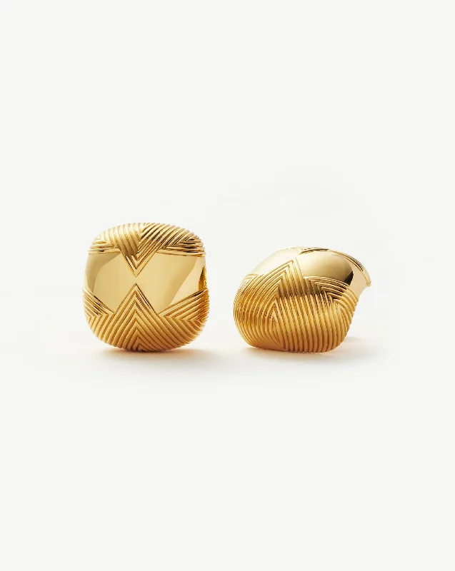 Hera Oversized Dome Ridge Stud Earrings