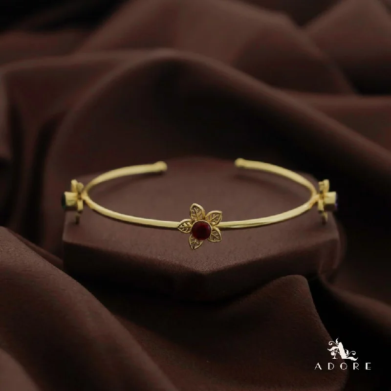 Golden Night Flower Glossy Bangle